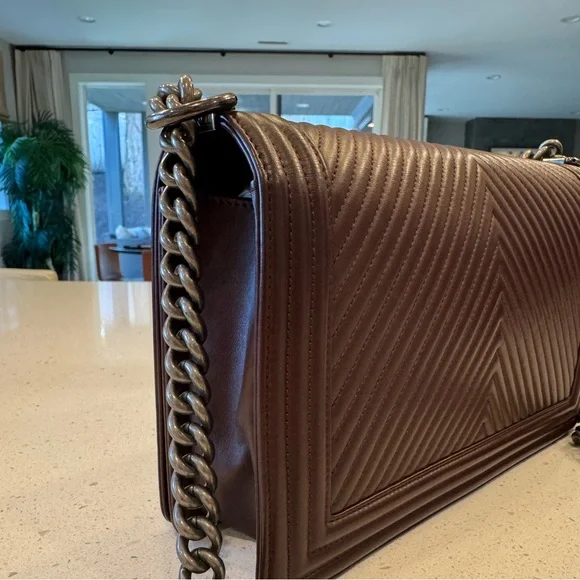 Chanel Chevron Boy Bag brown - Picture 5 of 14